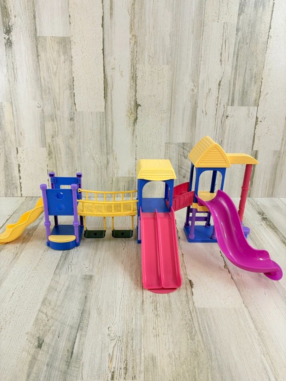 Bluey Cafe Playground Park Slide Swings for Bluey Figure Playset NEW